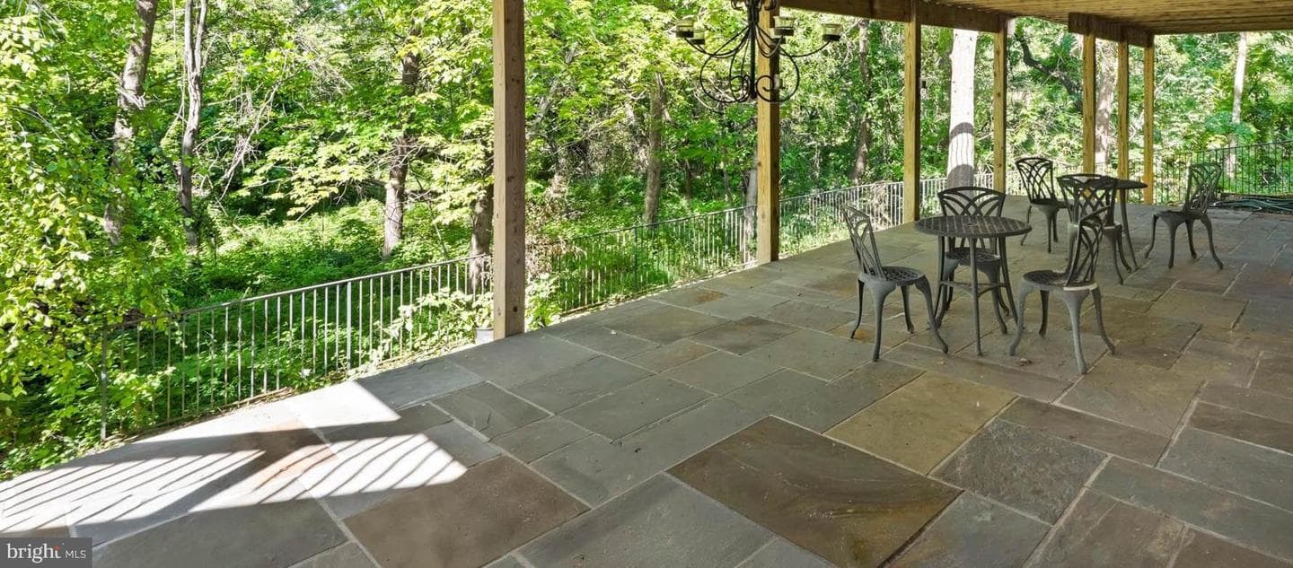 400 Long Trail Terrace photo 50