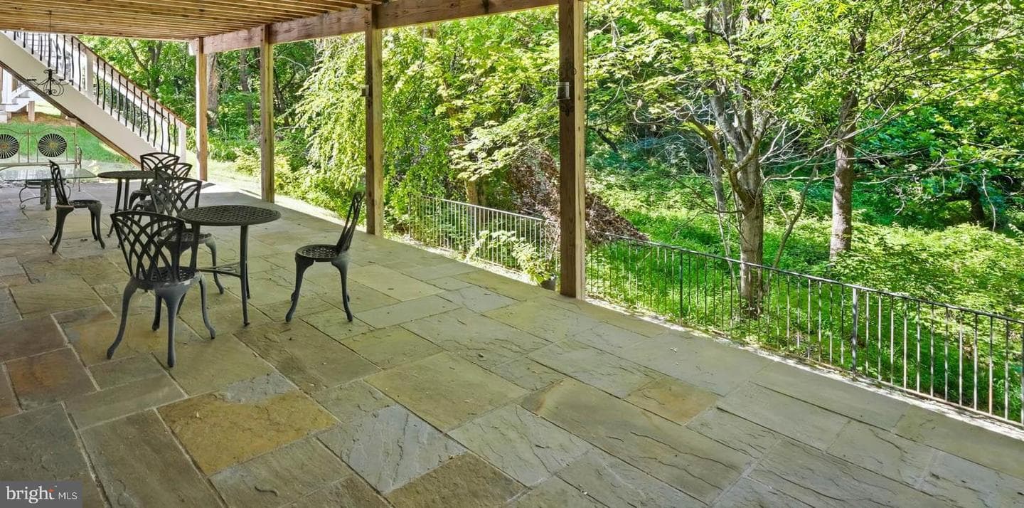 400 Long Trail Terrace photo 51