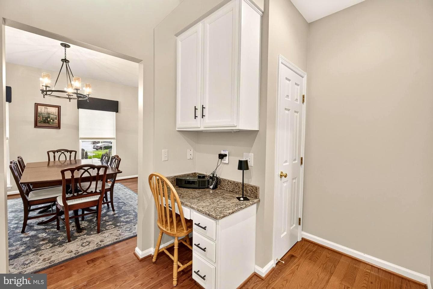 16900 Hillard Street photo 31