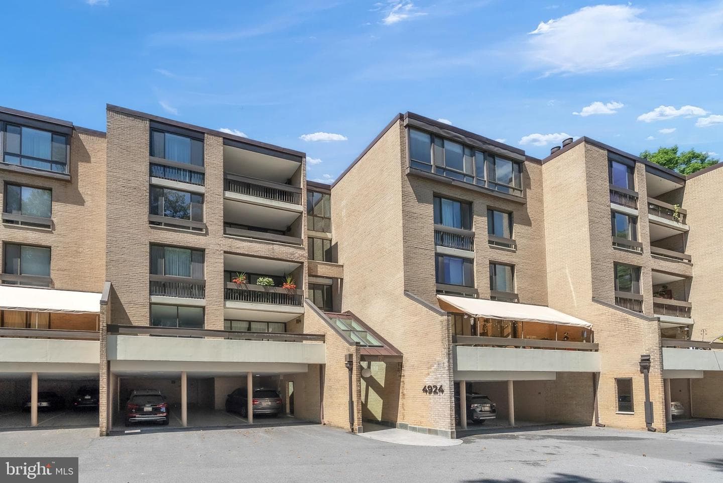 4924 Sentinel Drive #2-404, Bethesda