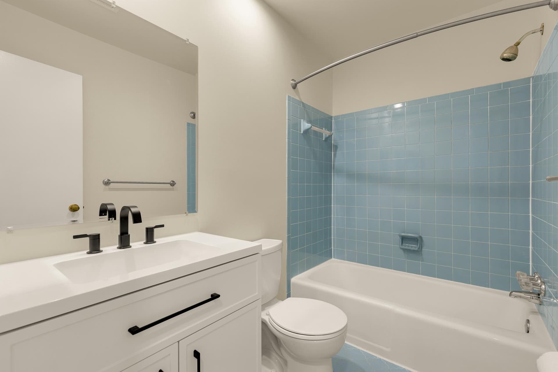 12428 Goldfinch Court photo 40