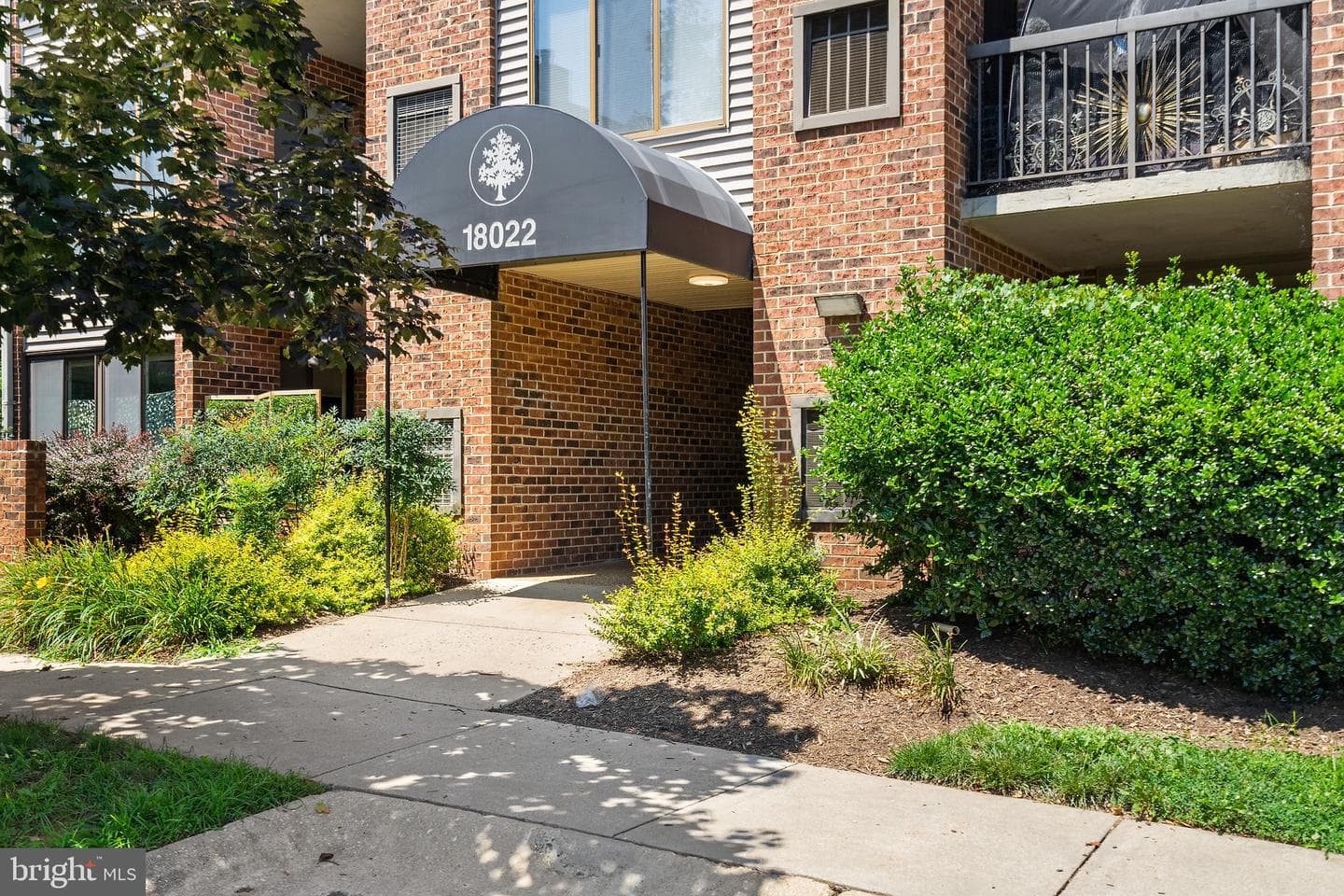 18022 Chalet Drive #27-203 photo 23