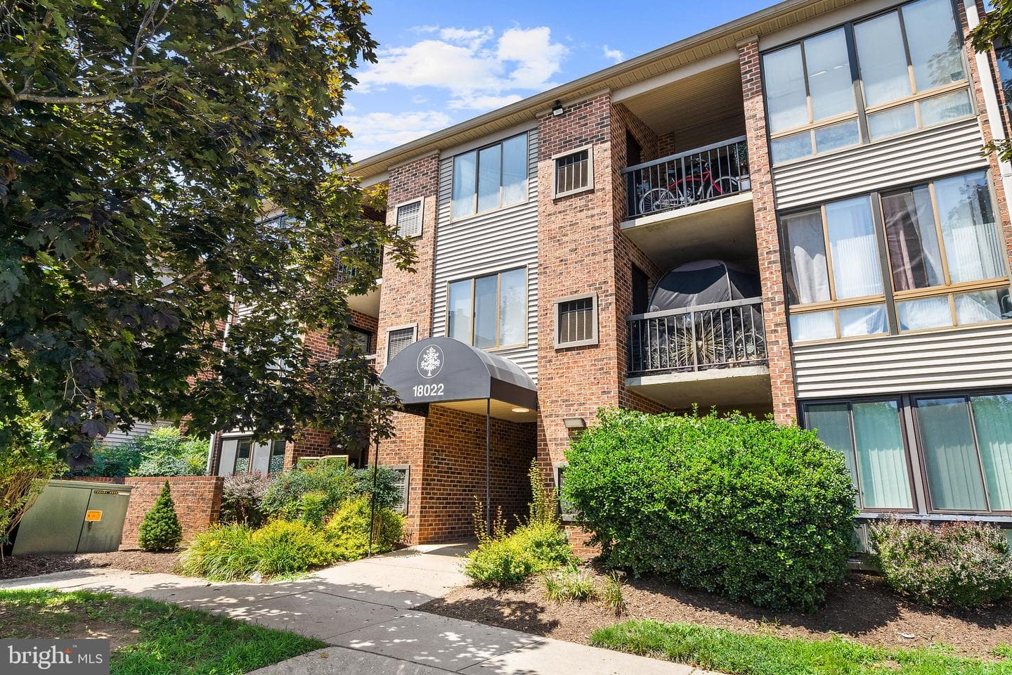18022 Chalet Drive #27-203 photo 24