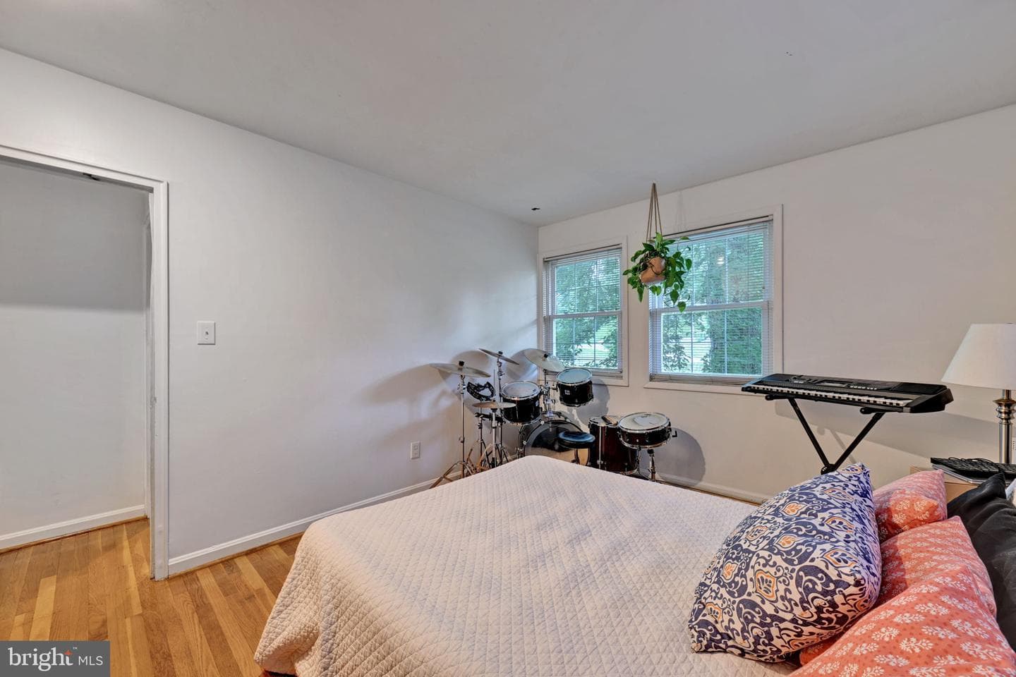 13130 Valleywood Drive photo 5