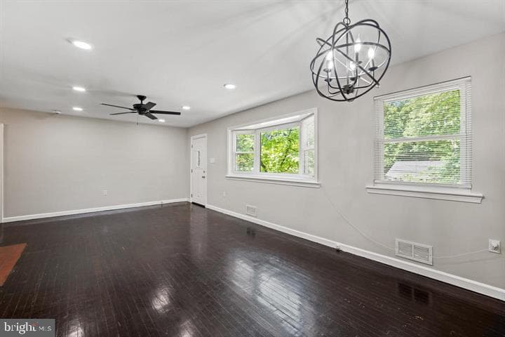 121 Whitmoor Terrace photo 6