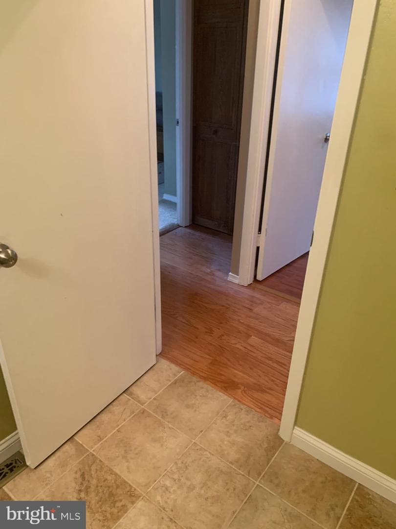 2711 Kirk Lane photo 100