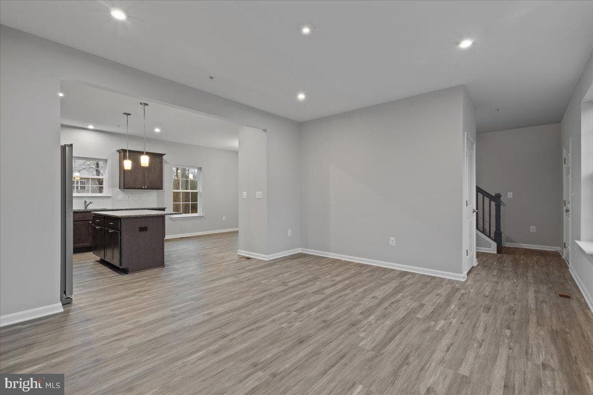 9810 Ridge Street photo 2