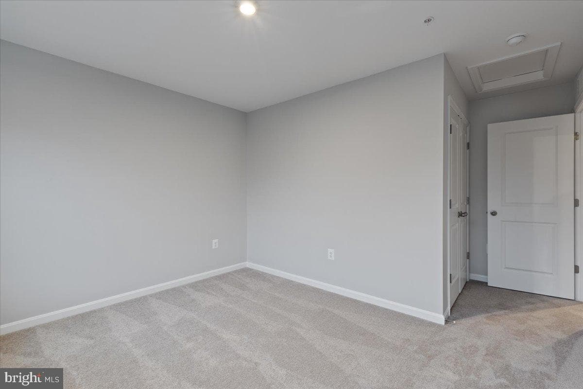 9810 Ridge Street photo 21