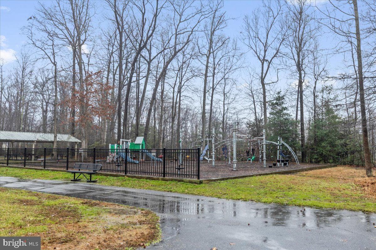 9810 Ridge Street photo 33