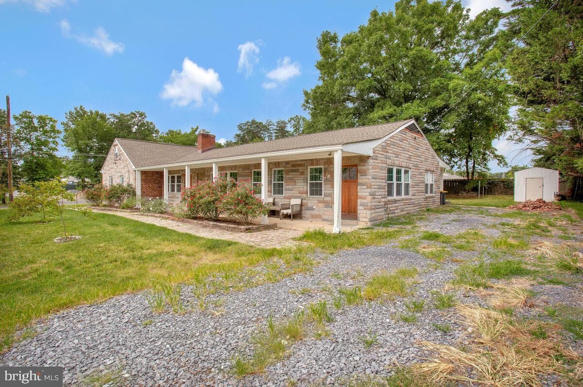7912 Bellefonte Lane photo 3