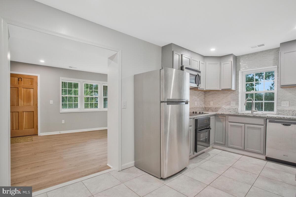 7912 Bellefonte Lane photo 32