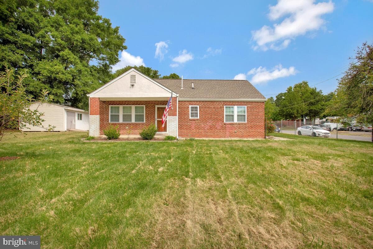 7912 Bellefonte Lane photo 6