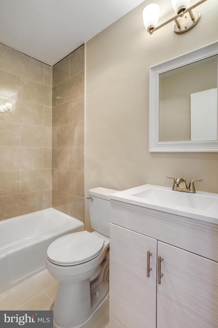 4427 Romlon Street #302 photo 31