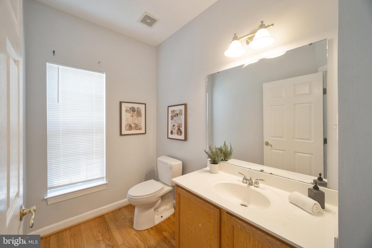 15511 Glastonbury Way photo 16