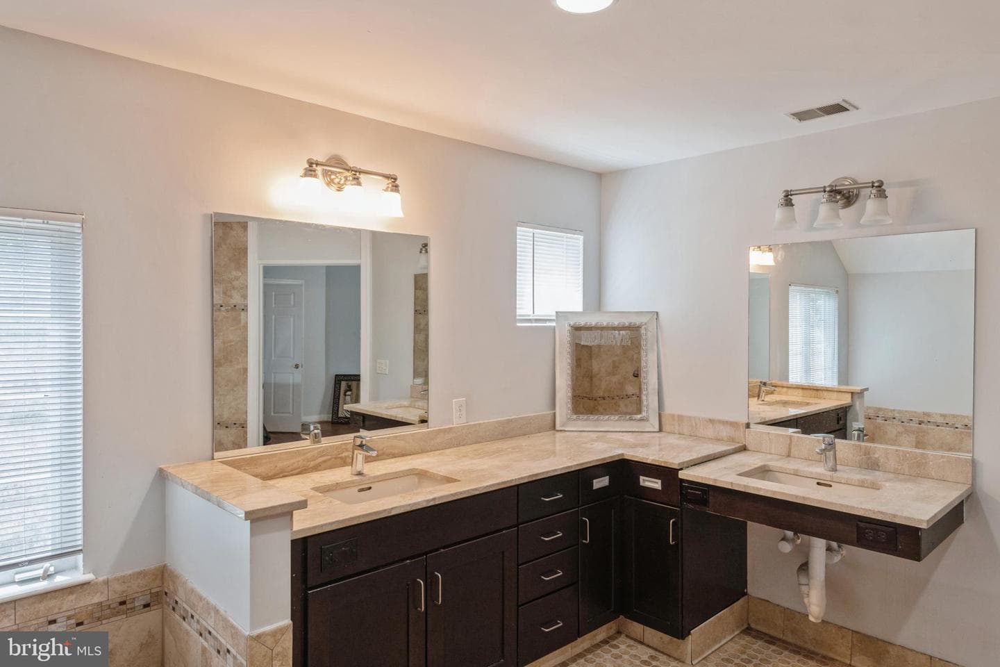 15511 Glastonbury Way photo 19