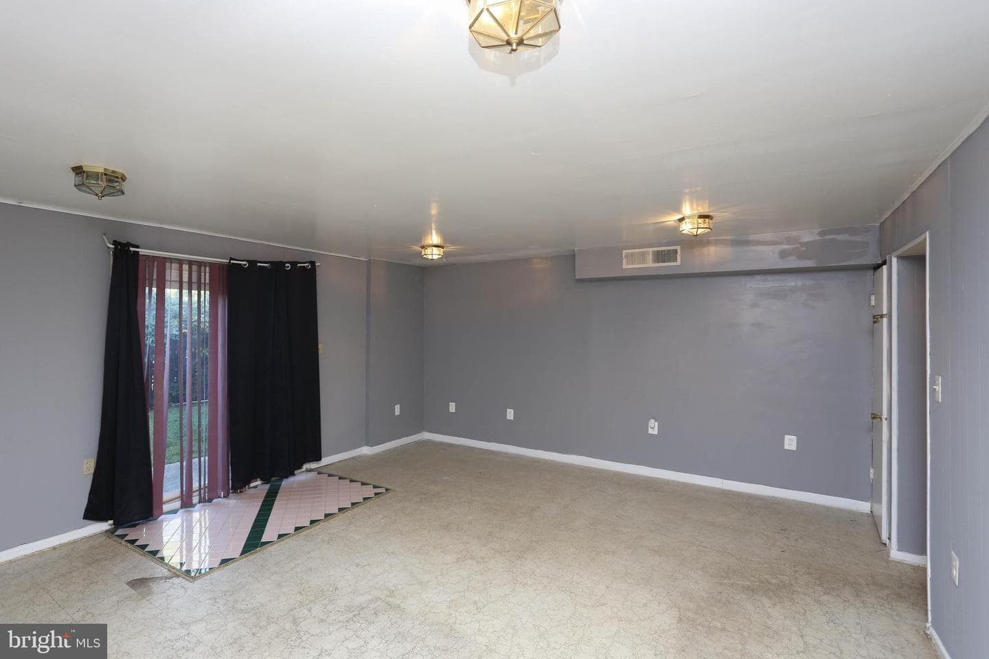 7111 Cross Street photo 21
