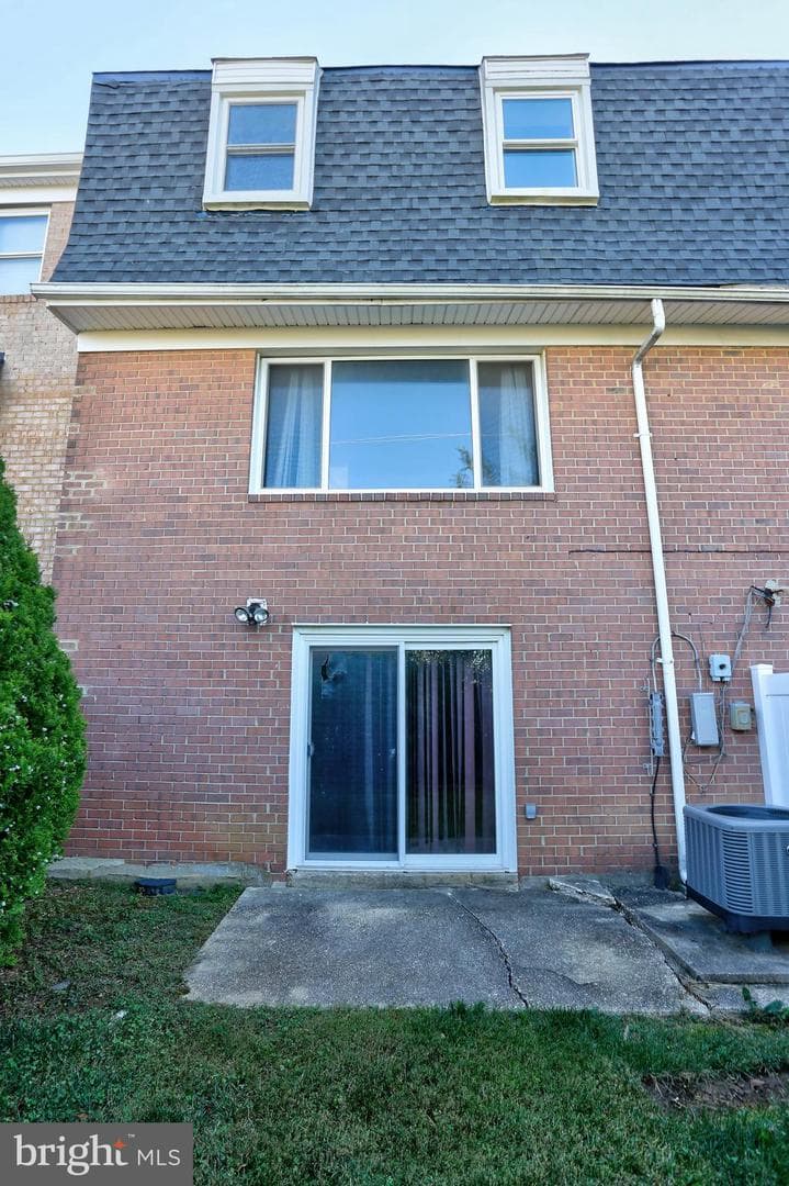 7111 Cross Street photo 31