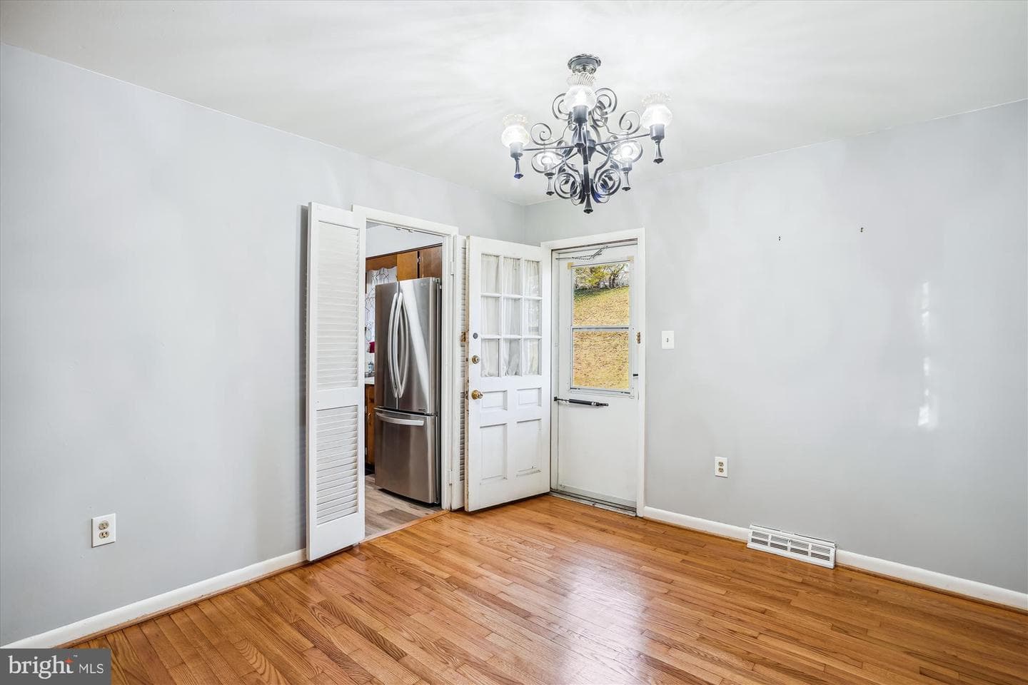 6202 Hellen Lee Drive photo 5