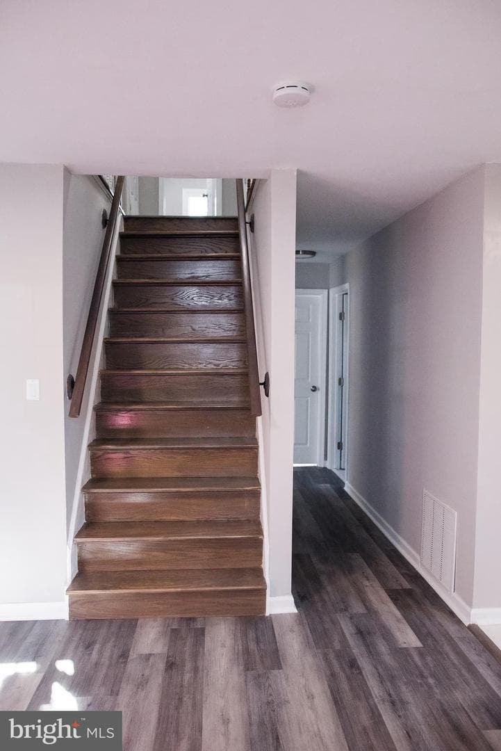 6007 37th Avenue photo 16