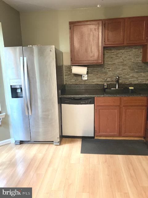 1772 Tulip Avenue photo 4