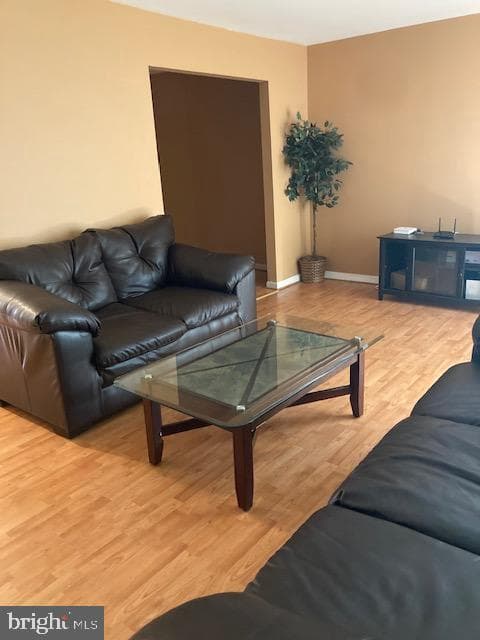 1772 Tulip Avenue photo 8