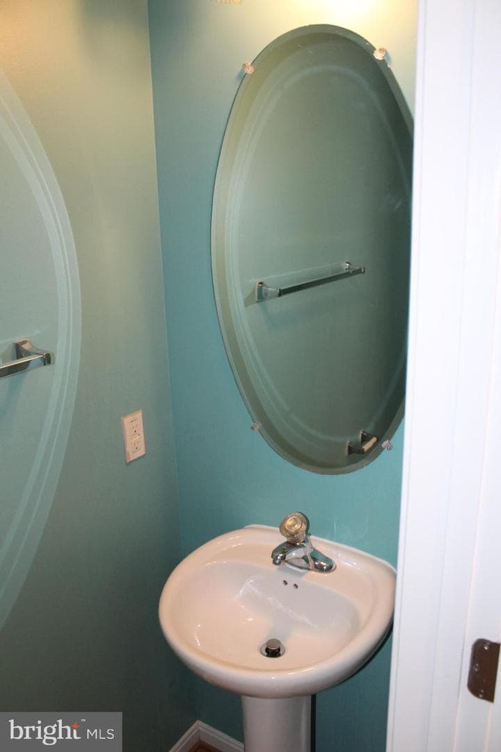 15648 Birmingham Circle photo 7