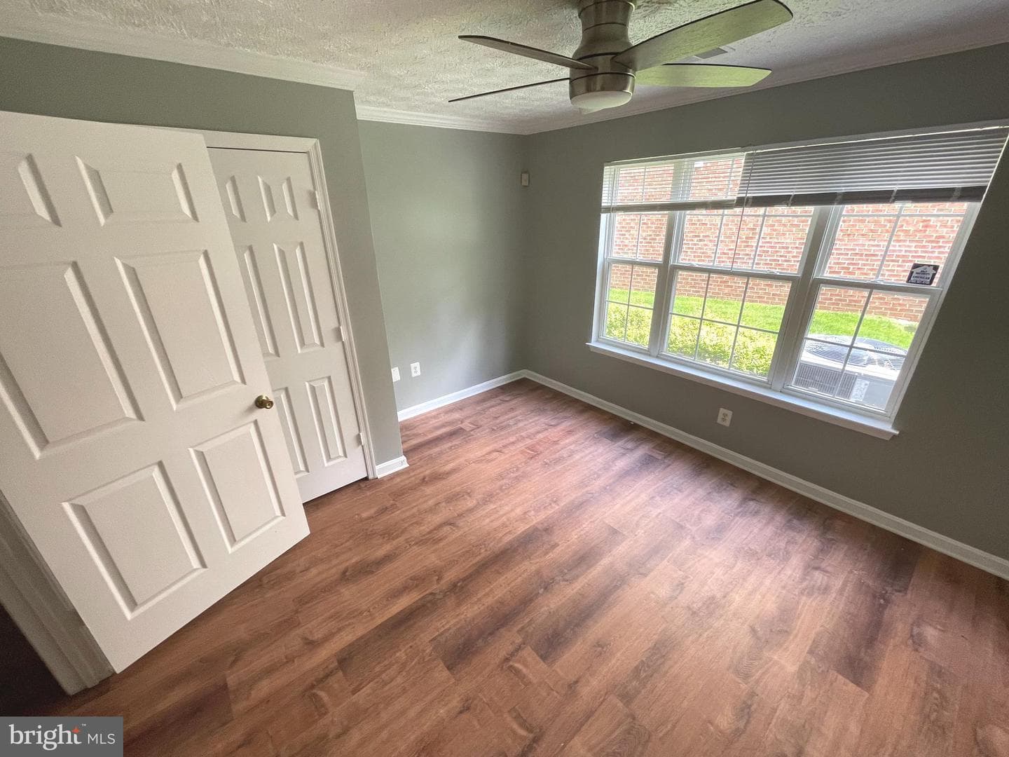 3712 Excalibur Court #102 photo 10