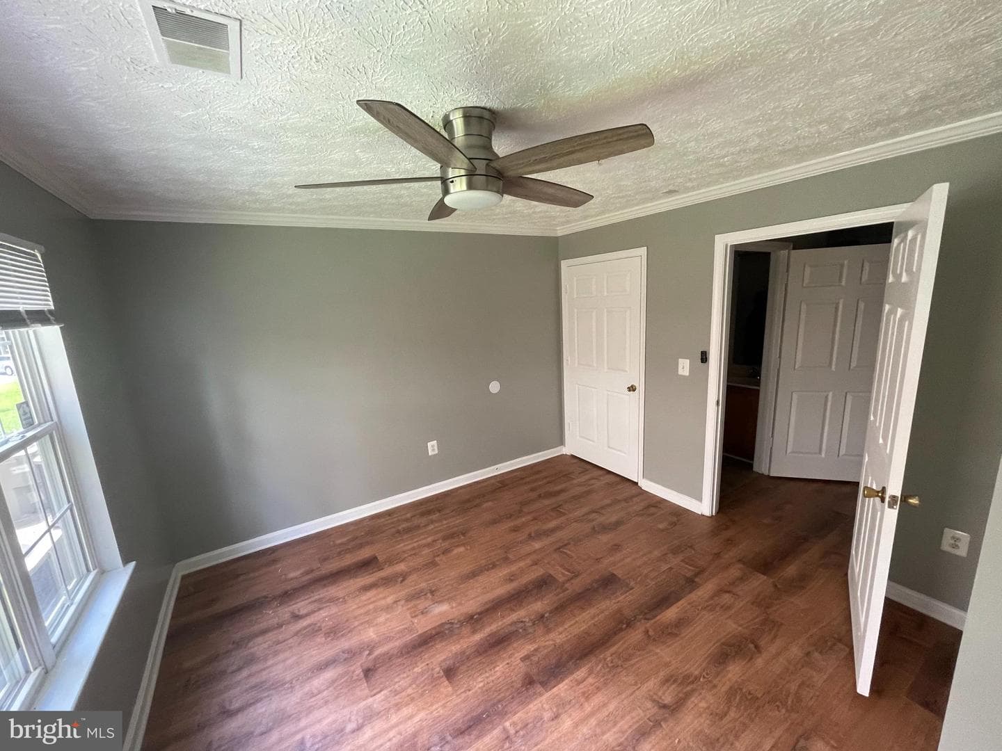 3712 Excalibur Court #102 photo 15