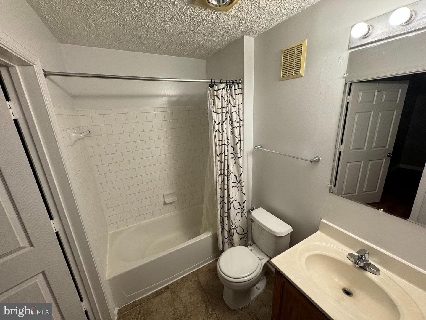 3712 Excalibur Court #102 photo 16