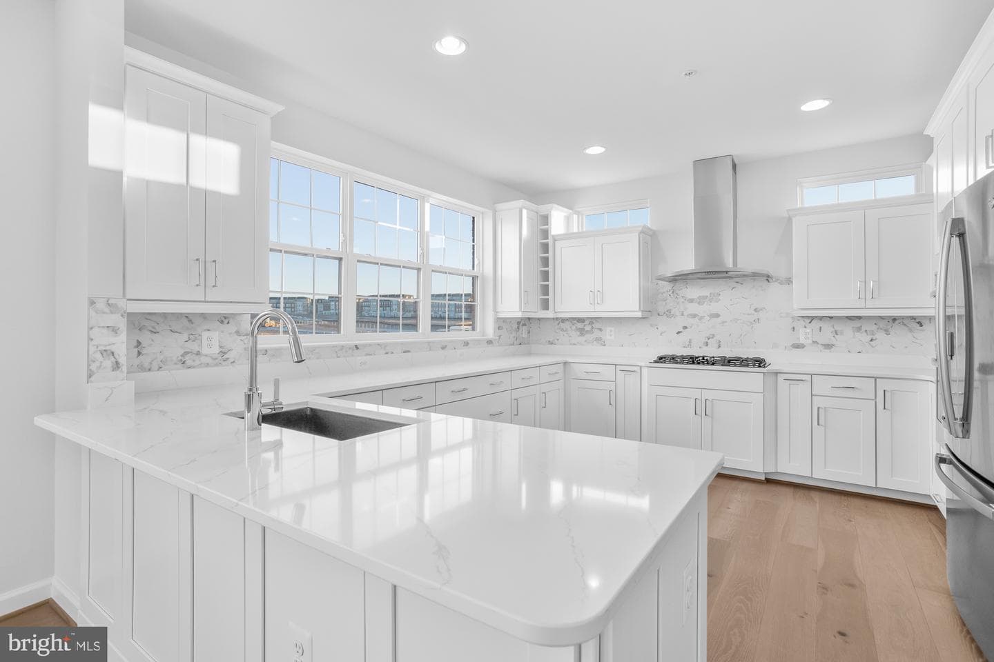 608 Skiff Way photo 9