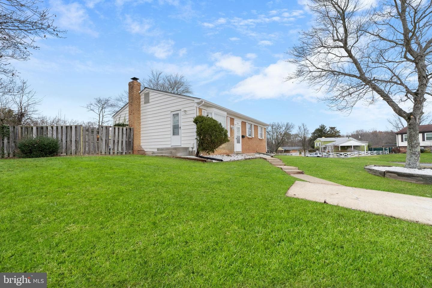 9808 Locust Avenue photo 31