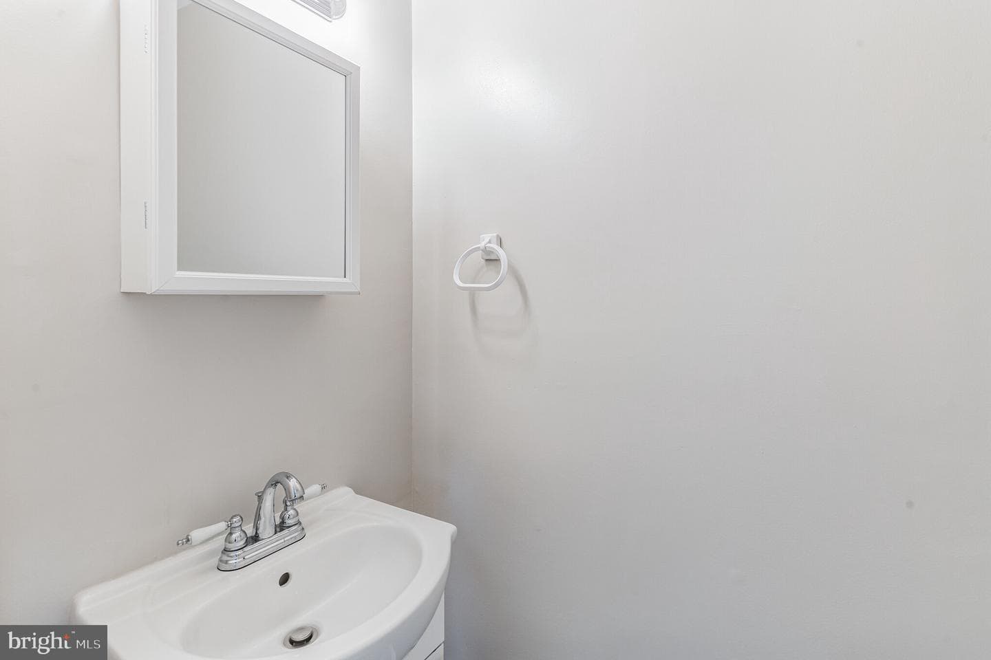 15117 Narrows Lane photo 16