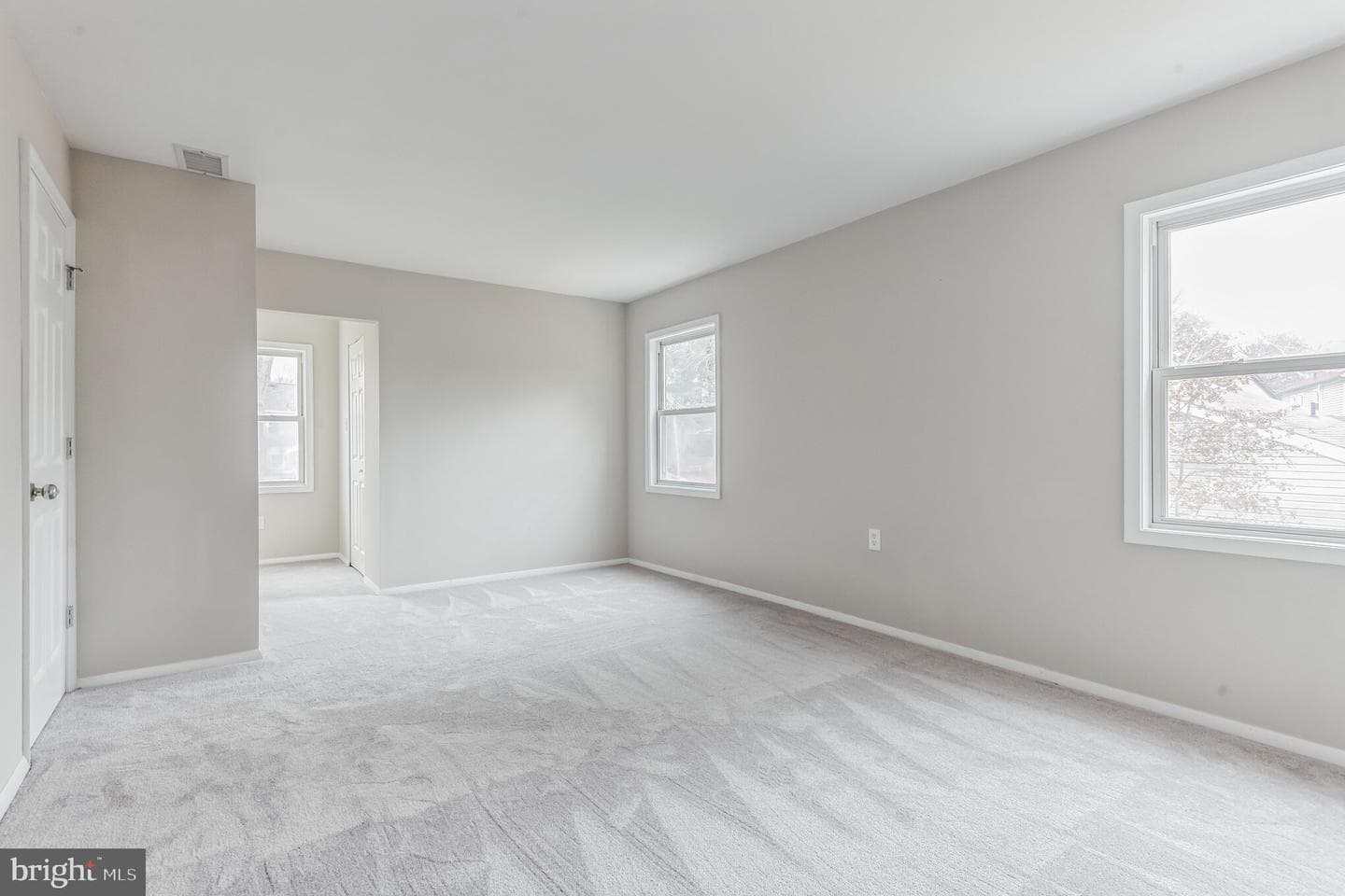 15117 Narrows Lane photo 17