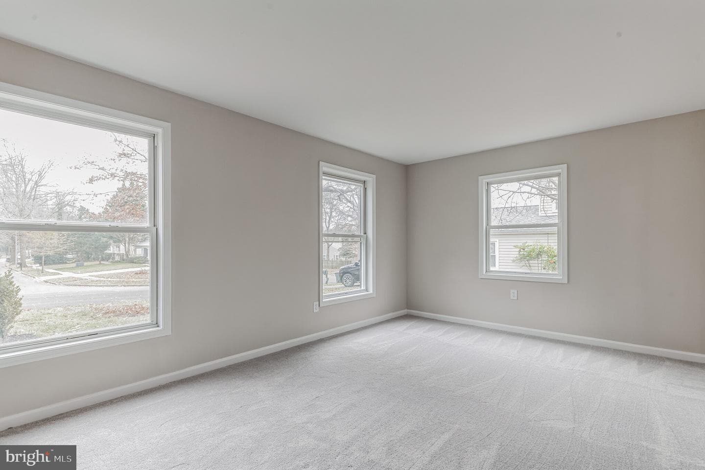 15117 Narrows Lane photo 4