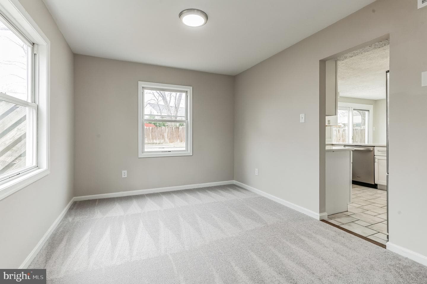 15117 Narrows Lane photo 5