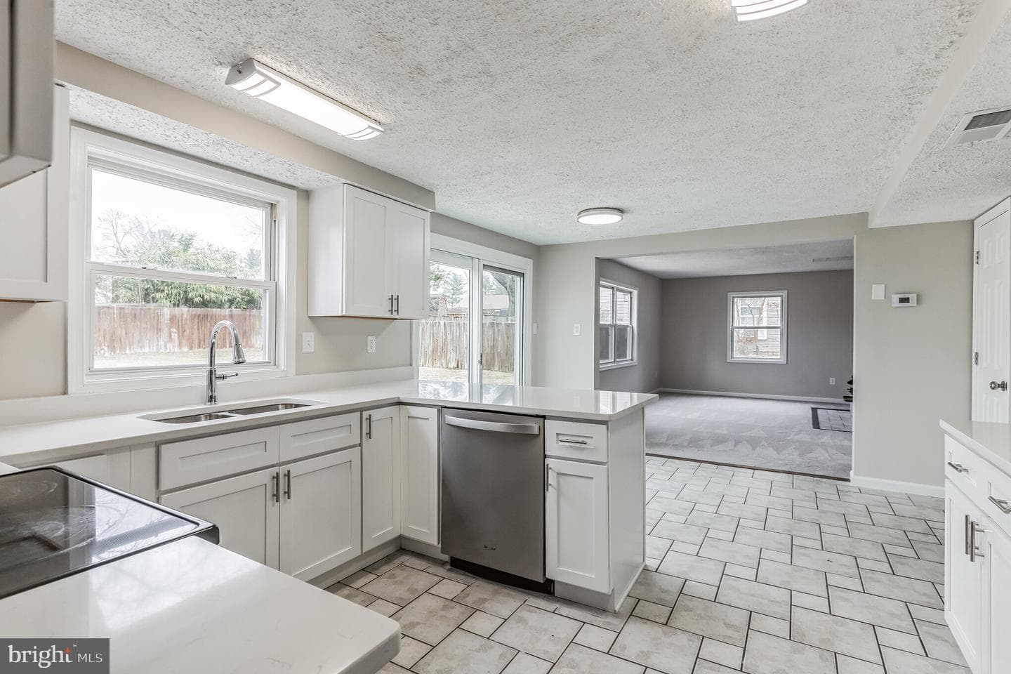 15117 Narrows Lane photo 7
