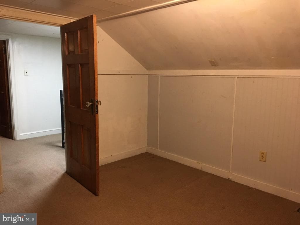 1312 Thornton Parkway photo 11