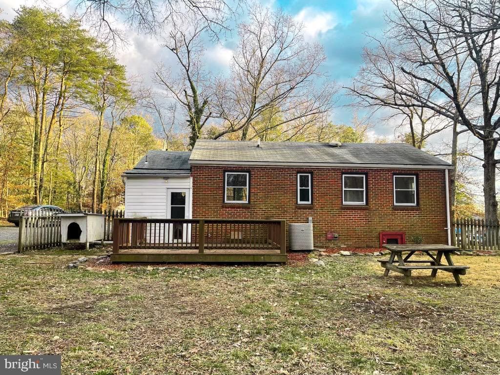 6204 McKay Drive photo 16