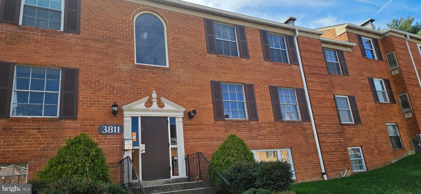3811 Swann Road #104 photo 1