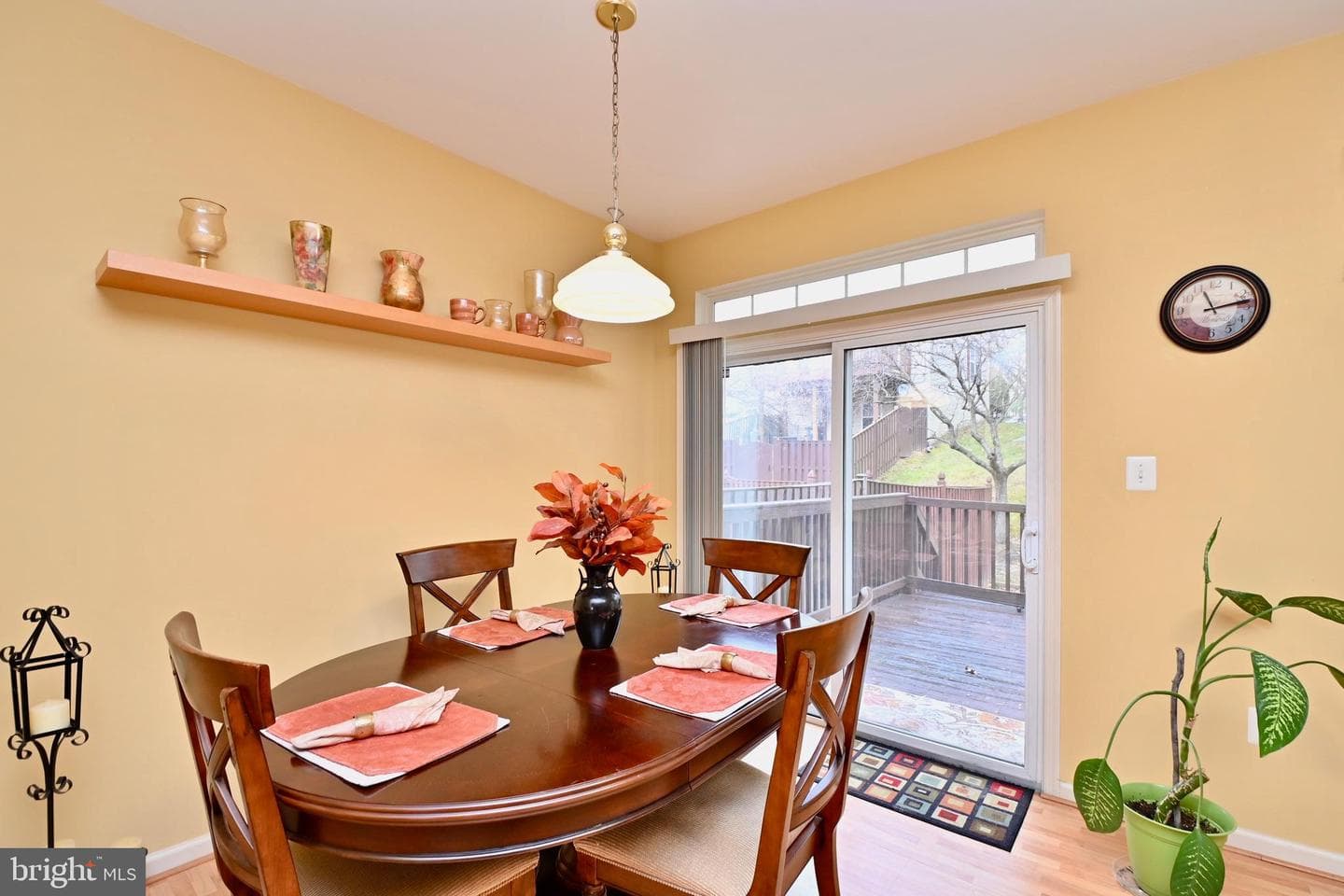 7218 Serenade Circle photo 16