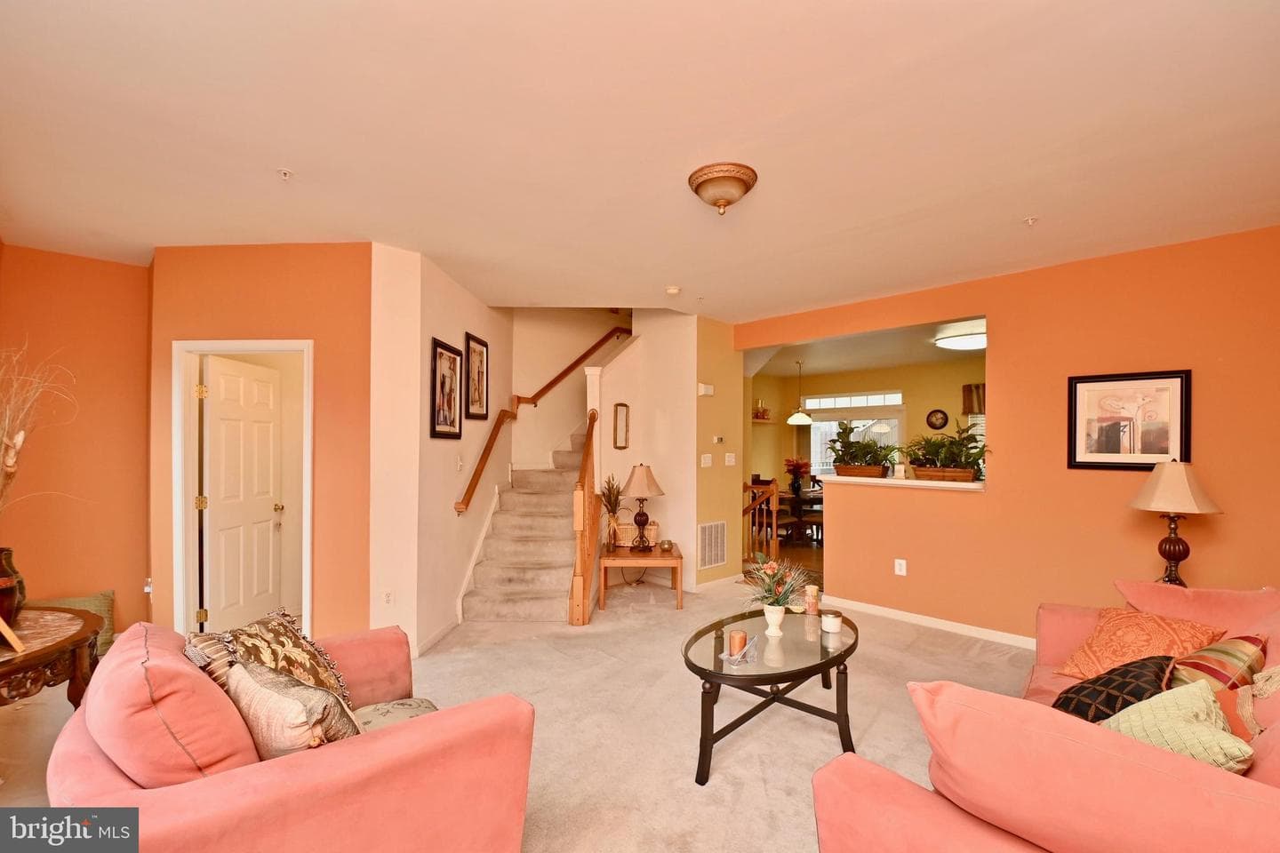 7218 Serenade Circle photo 9