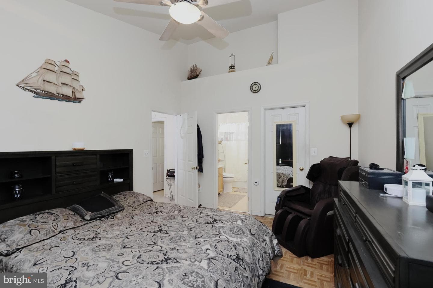 14228 Hampshire Hall Court #g 403 photo 17
