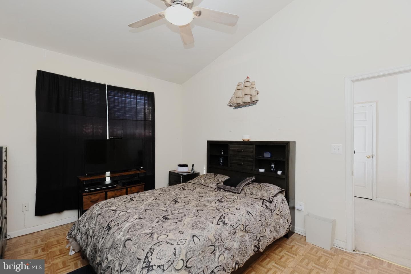 14228 Hampshire Hall Court #g 403 photo 18