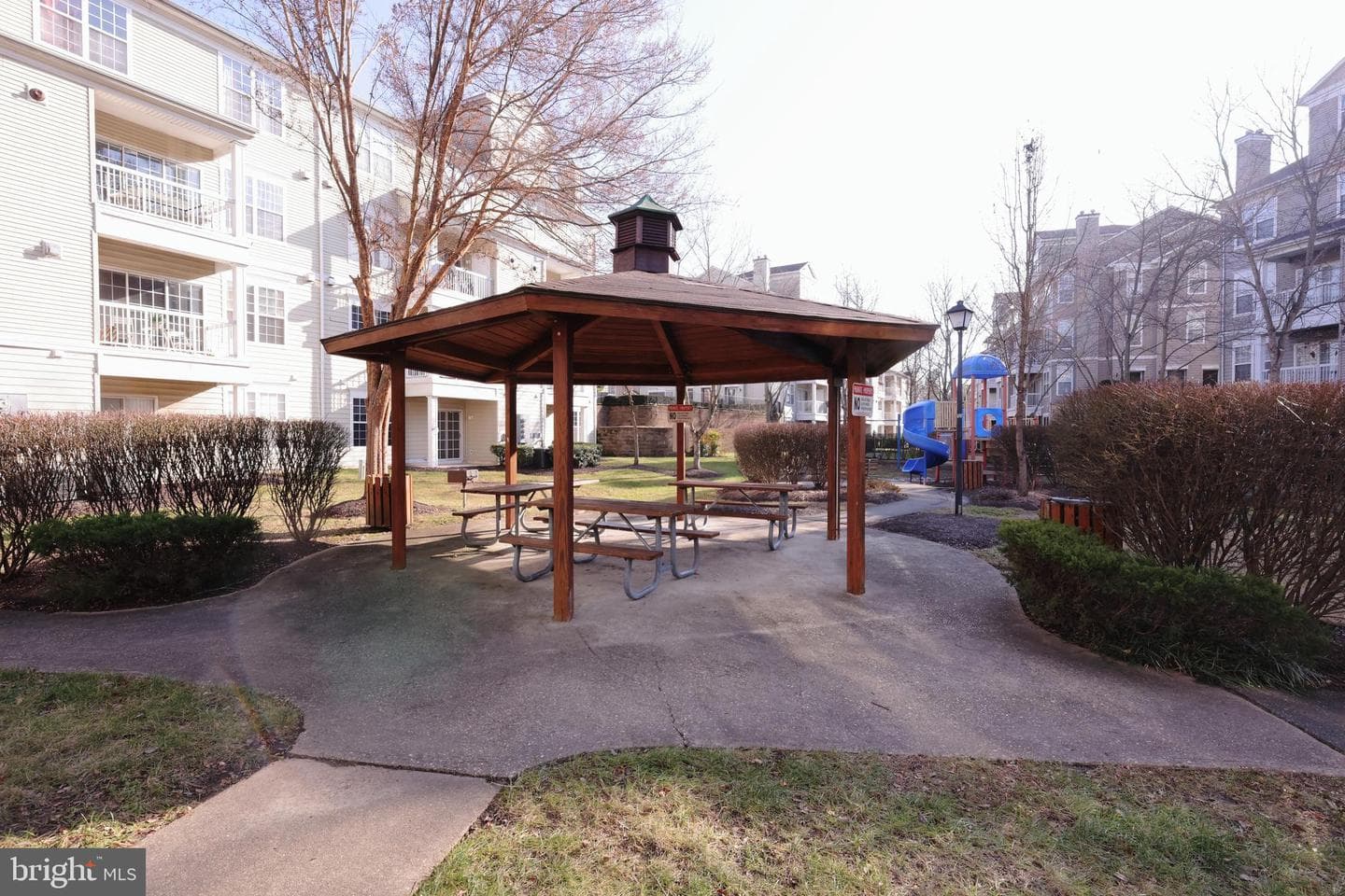 14228 Hampshire Hall Court #g 403 photo 24