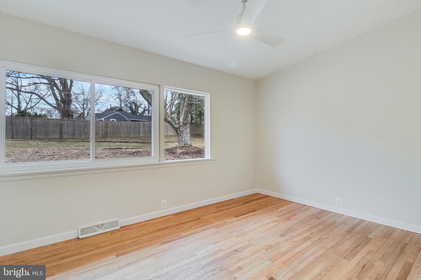 8605 Old Branch Avenue photo 38