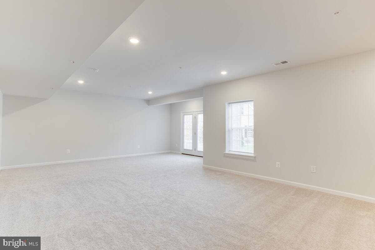 5806 Mcintosh Place photo 18
