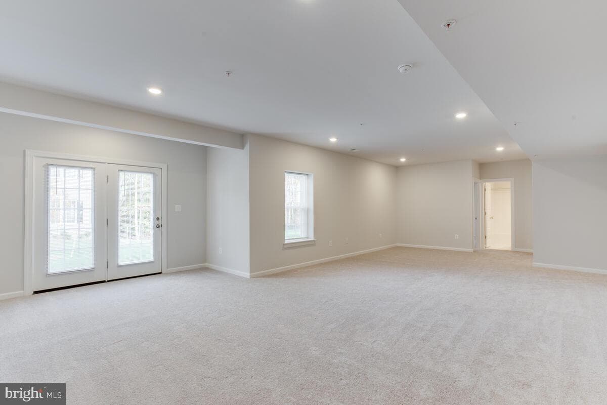5806 Mcintosh Place photo 33