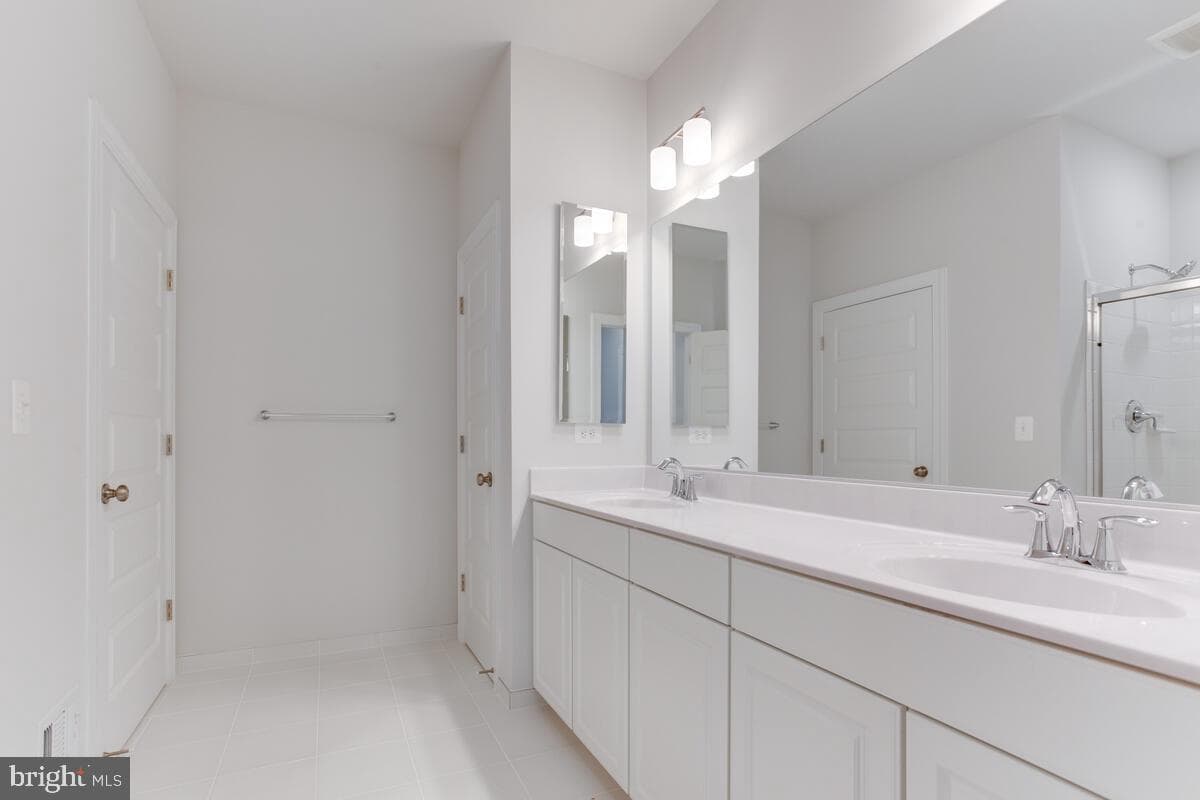 5806 Mcintosh Place photo 35