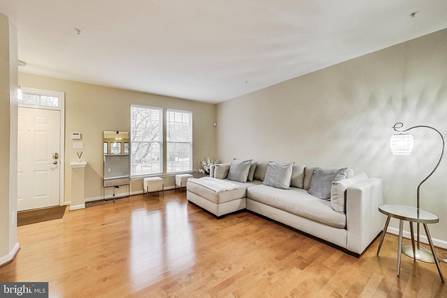 7217 Serenade Circle photo 4