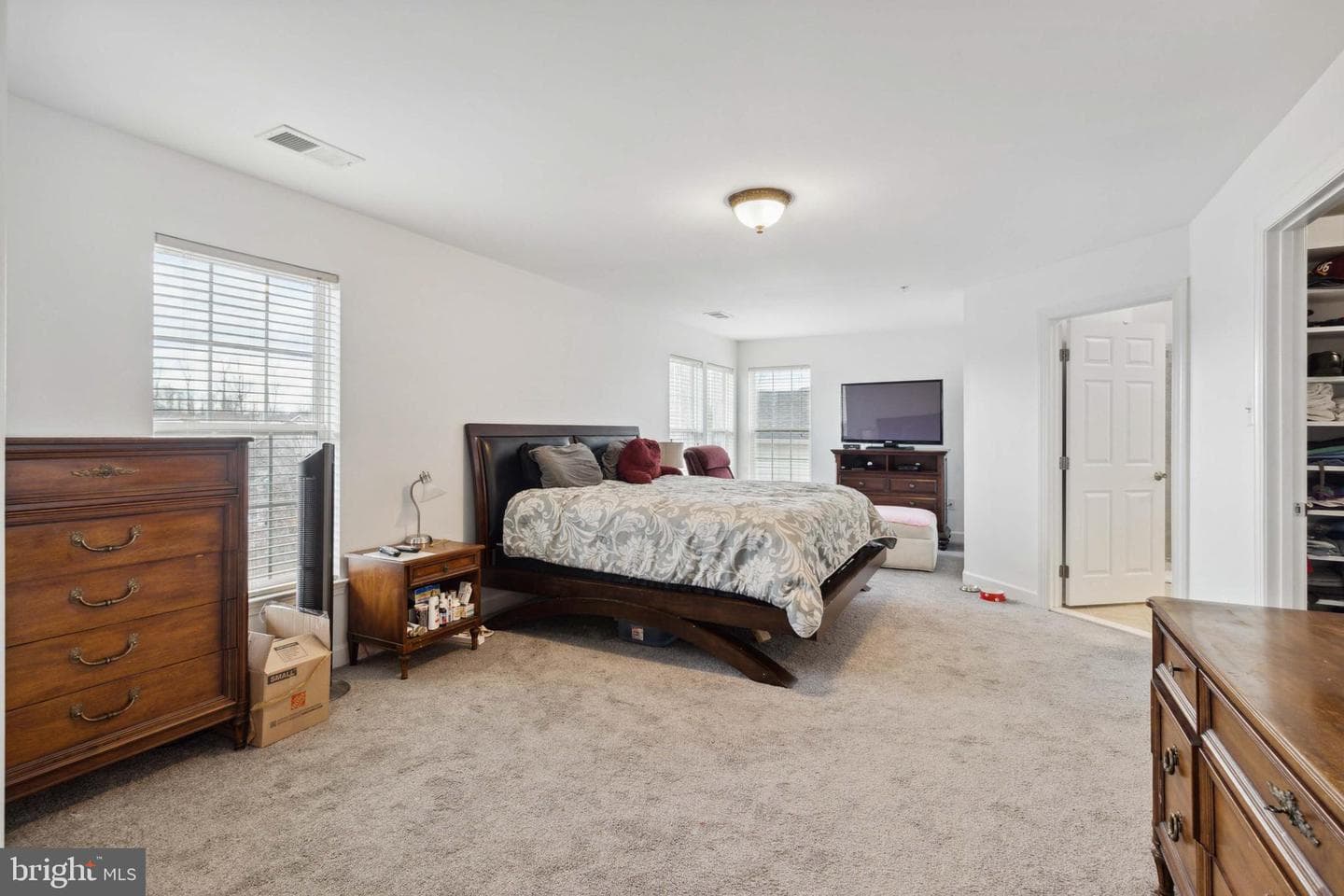 2710 Lake Forest Drive photo 17